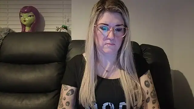 Sizzling Indie36 online show from February 23, 8:31 pm