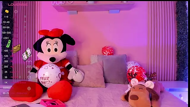 Snapshot of Sophie_joyy chatting on November 21, 3:27 am Sophie joyy online show from November 21, 3:27 am