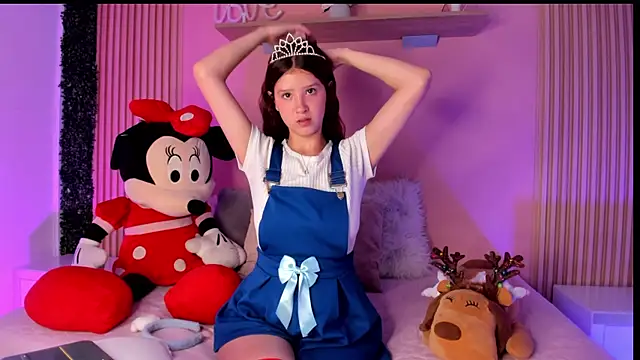 Snapshot of Sophie_joyy chatting on November 22, 10:19 pm Sophie joyy online show from November 22, 10:19 pm