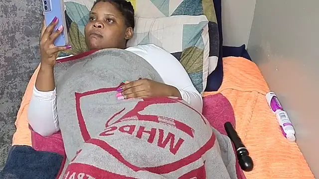 spicybootie online show from March 4, 11:01 pm