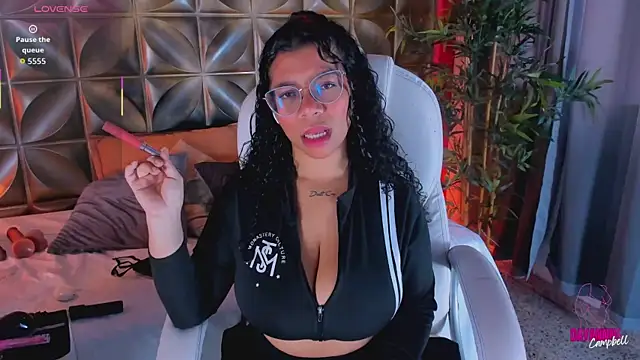 Snapshot of Dayanne_campbelll chatting on November 13, 9:08 pm Dayanne campbelll online show from November 13, 9:08 pm