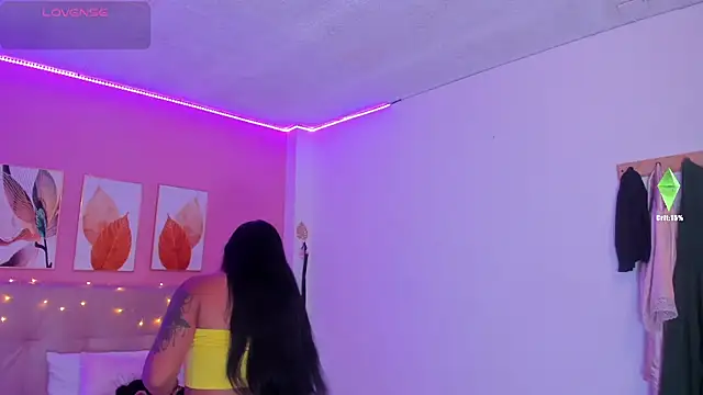 Molly h0t online show from December 20, 12:52 pm