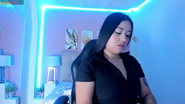 Molly h0t online show from March 3, 12:45 pm