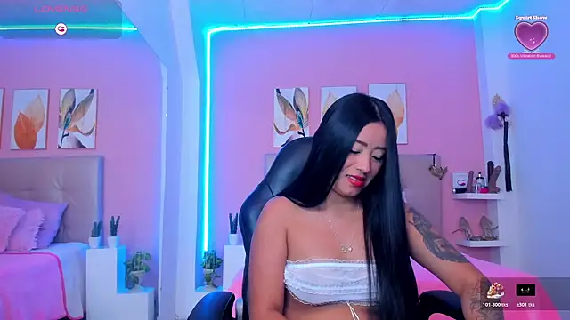 Molly h0t online show from November 11, 12:33 pm