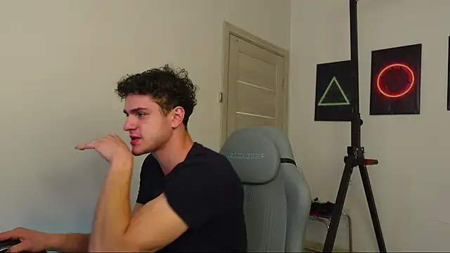 Brad Holloway online show from October 4, 1:23 pm