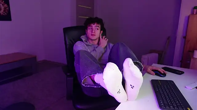 Brad Holloway online show from November 30, 6:36 am