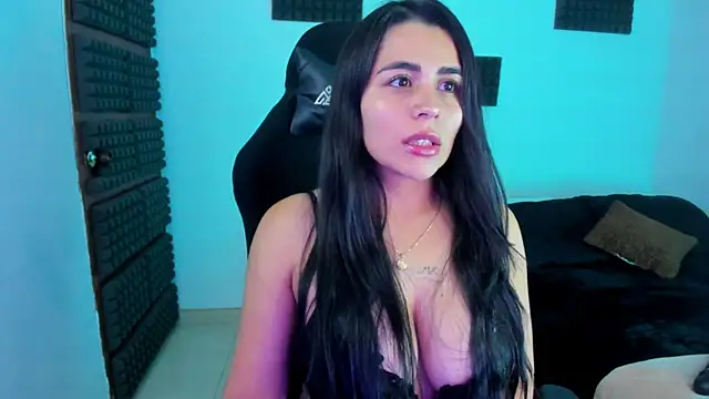 hannarusso online show from April 5, 12:06 am