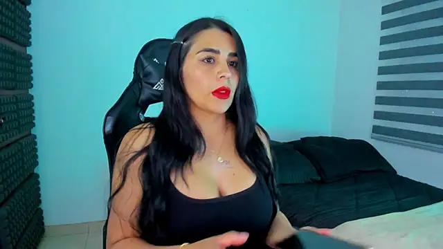 hannarusso online show from February 14, 12:33 am