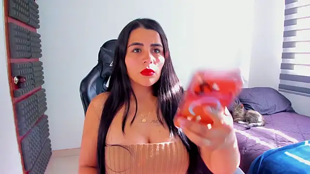 hannarusso online show from February 20, 9:17 pm