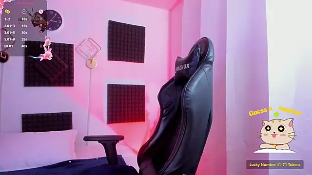 hannarusso online show from December 5, 8:06 pm