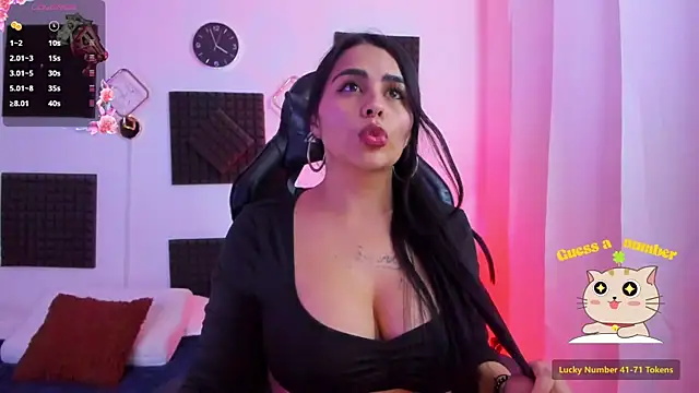 hannarusso online show from December 17, 8:58 pm