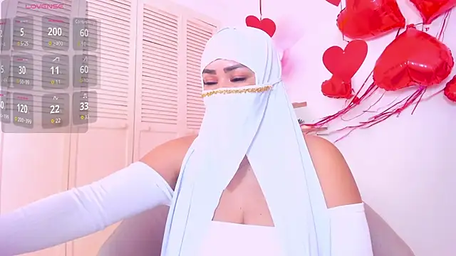 Layla arabelle online show from February 14, 8:31 pm