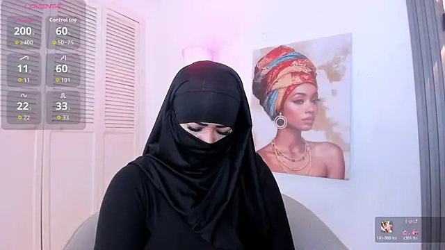 Layla arabelle online show from February 24, 8:10 pm