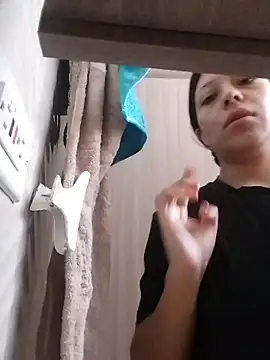 Emilybutterfly1 online show from October 22, 5:56 pm