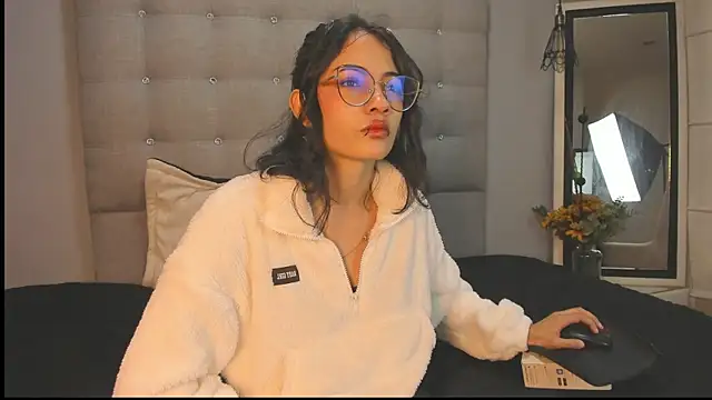 Moon  April online show from November 24, 7:25 pm