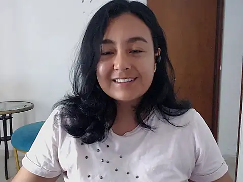 Themagicpotion online show from April 6, 2:29 pm