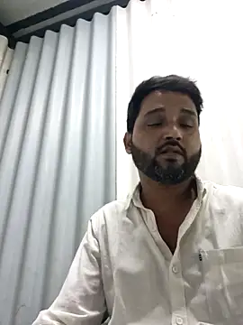 Snapshot of John96999 chatting on March 31, 3:36 pm John96999 online show from March 31, 3:36 pm