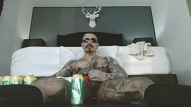 danilog515 online show from April 18, 9:22 am