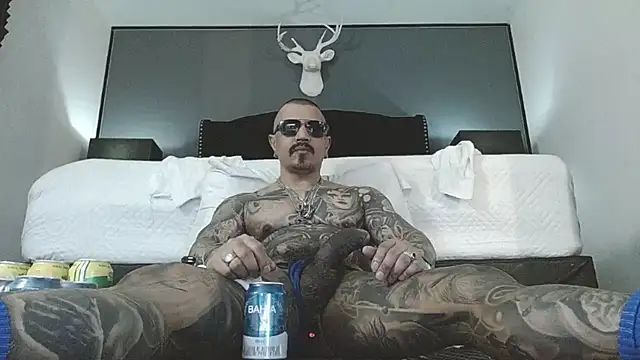 danilog515 online show from April 12, 1:20 am