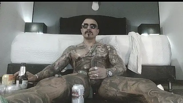 danilog515 online show from November 16, 12:15 am