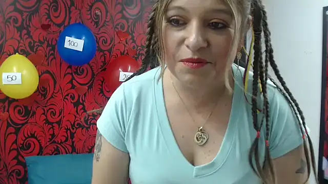 Snapshot of Samanta_SS chatting on July 4, 12:43 pm Samanta SS online show from July 4, 12:43 pm