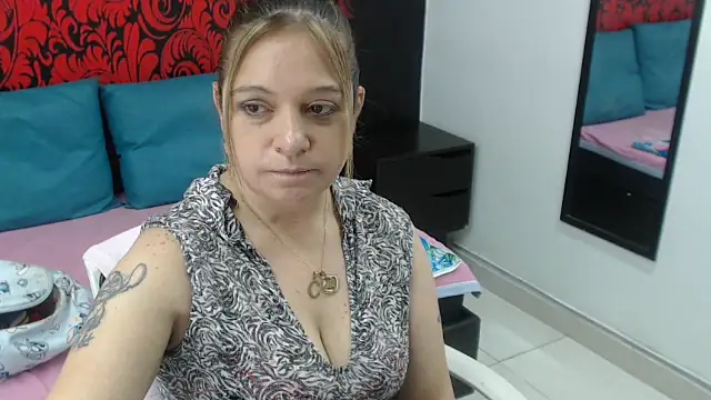 Snapshot of Samanta_SS chatting on July 6, 7:38 pm Samanta SS online show from July 6, 7:38 pm