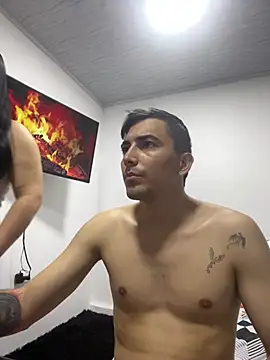 pareja curiosa19 online show from January 10, 1:56 am