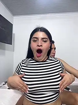 pareja curiosa19 online show from October 31, 12:18 am