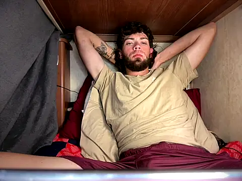 Snapshot of bwcizThrobbing chatting on October 12, 12:01 am bwcizThrobbing online show from October 12, 12:01 am