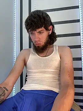 bwcizThrobbing online show from March 28, 3:46 pm