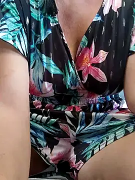 emiliemilf online show from November 6, 10:36 pm