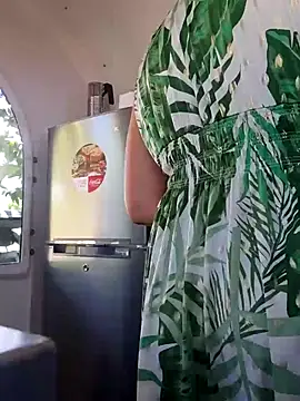 emiliemilf online show from March 1, 7:47 pm