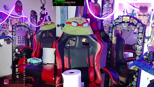 Snapshot of Sukychan_ chatting on October 12, 8:32 pm Sukychan online show from October 12, 8:32 pm