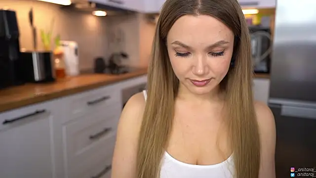 anitaraj  online show from March 19, 9:48 pm