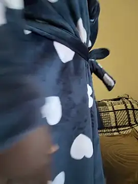 BigRound-Bootayy online show from April 10, 5:25 am