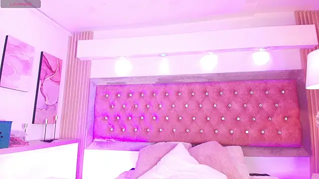 Andy Leex online show from April 7, 8:43 pm