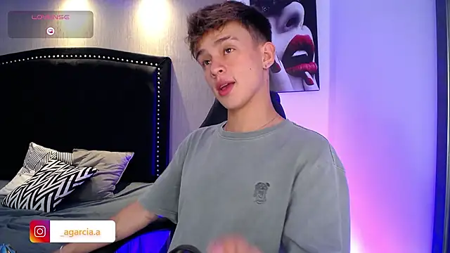 LiamWildx20 online show from March 30, 4:58 am