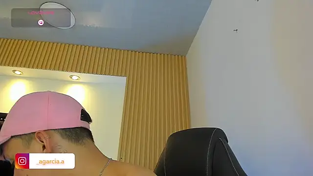 LiamWildx20 online show from June 20, 5:12 am