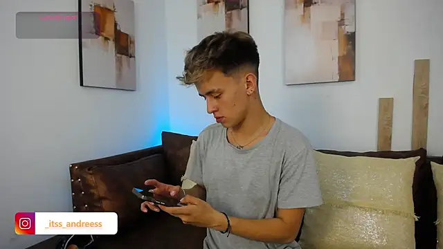 LiamWildx20 online show from July 30, 8:52 pm