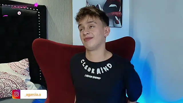 LiamWildx20 online show from February 4, 4:29 am