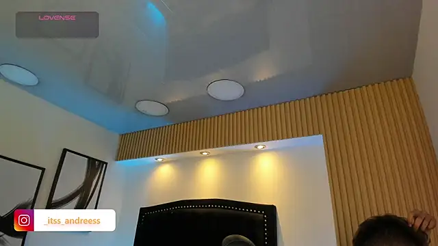 LiamWildx20 online show from July 24, 4:52 am