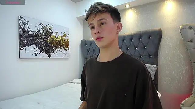 LiamWildx20 online show from March 4, 5:26 am