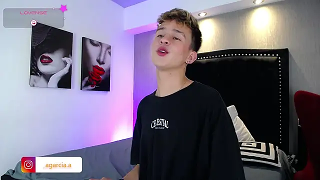 LiamWildx20 online show from February 13, 4:34 am