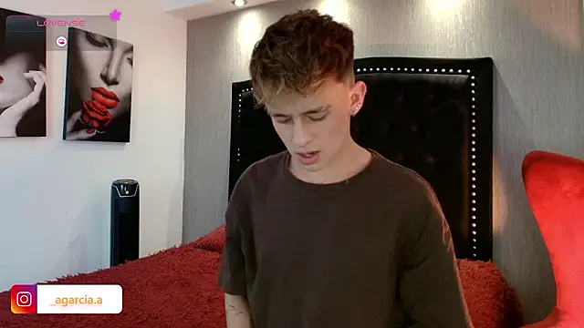 LiamWildx20 online show from January 17, 5:11 am