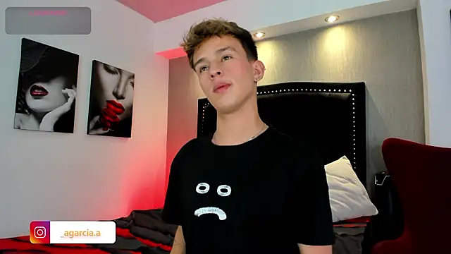 LiamWildx20 online show from March 3, 5:03 am