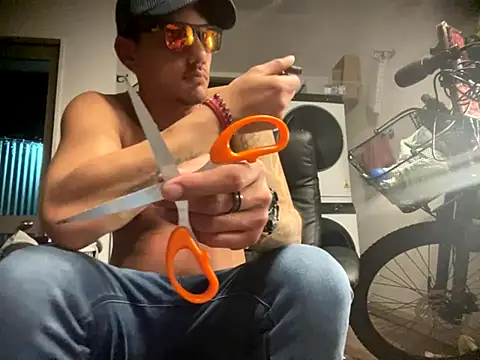 TAIZ69WORLD online show from September 16, 1:12 pm