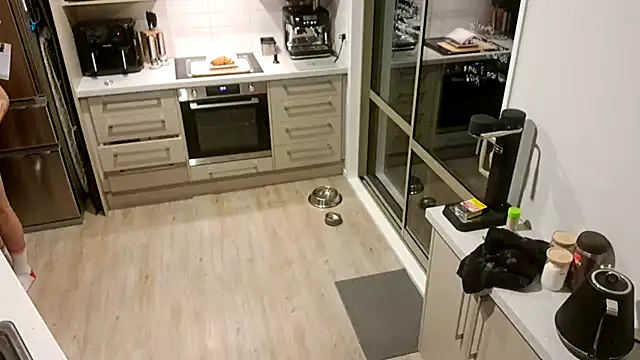 TAIZ69WORLD online show from October 7, 5:14 pm