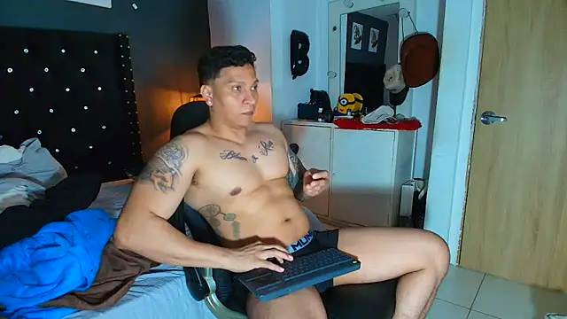 ethan dalton  online show from March 11, 4:06 am