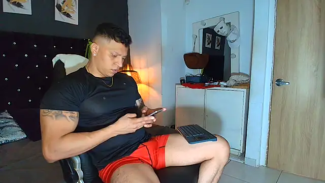 Snapshot of ethan_dalton_ chatting on July 16, 3:47 am ethan dalton online show from July 16, 3:47 am
