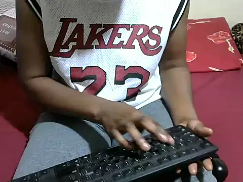 Snapshot of Creamy-Aisha chatting on March 15, 12:56 pm Creamy-Aisha online show from March 15, 12:56 pm